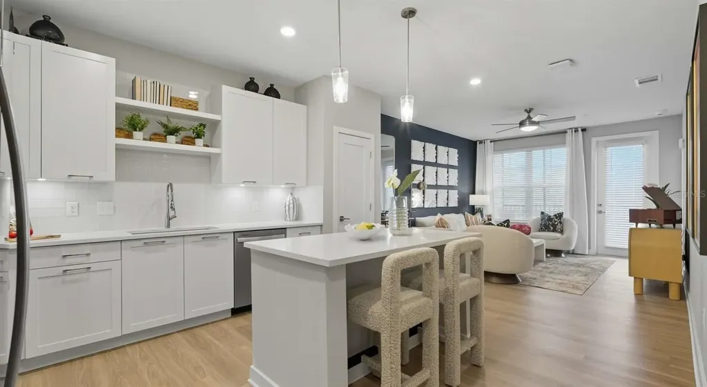 32475 Sugarplum Loop Wesley Chapel FL 33543
