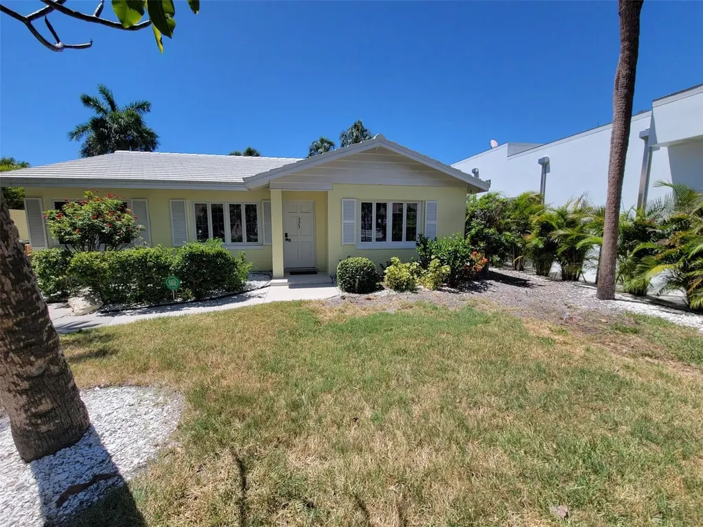 323 Madison Drive Sarasota FL 34236