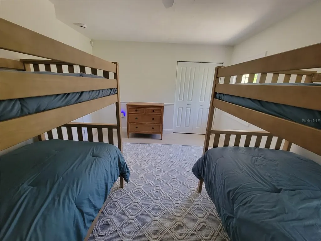 323 Madison Drive Sarasota FL 34236