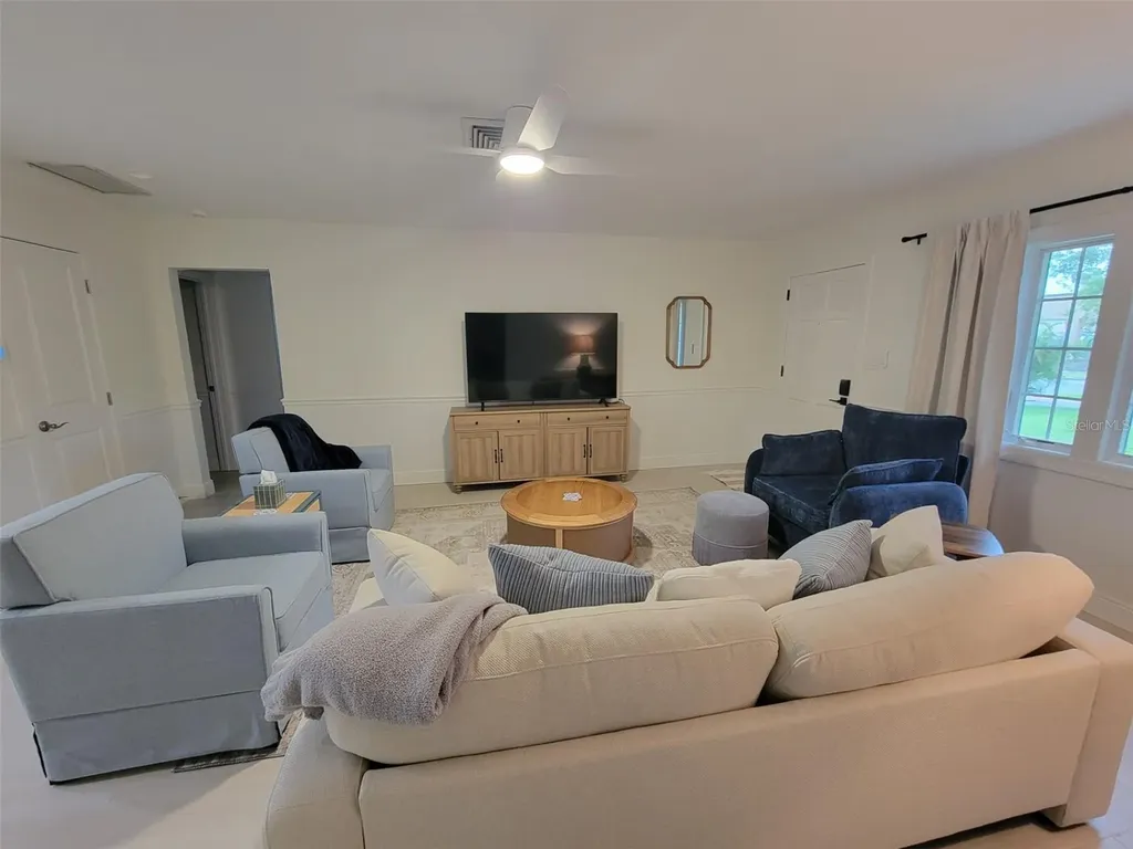 323 Madison Drive Sarasota FL 34236