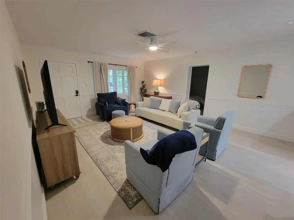 323 Madison Drive Sarasota FL 34236