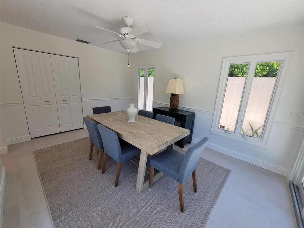 323 Madison Drive Sarasota FL 34236