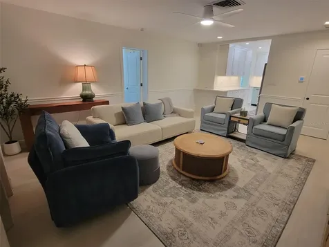 323 Madison Drive Sarasota FL 34236