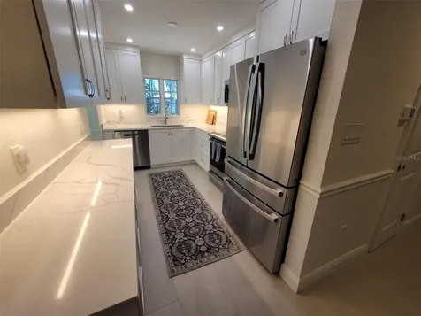 323 Madison Drive Sarasota FL 34236