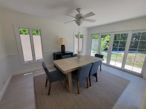 323 Madison Drive Sarasota FL 34236