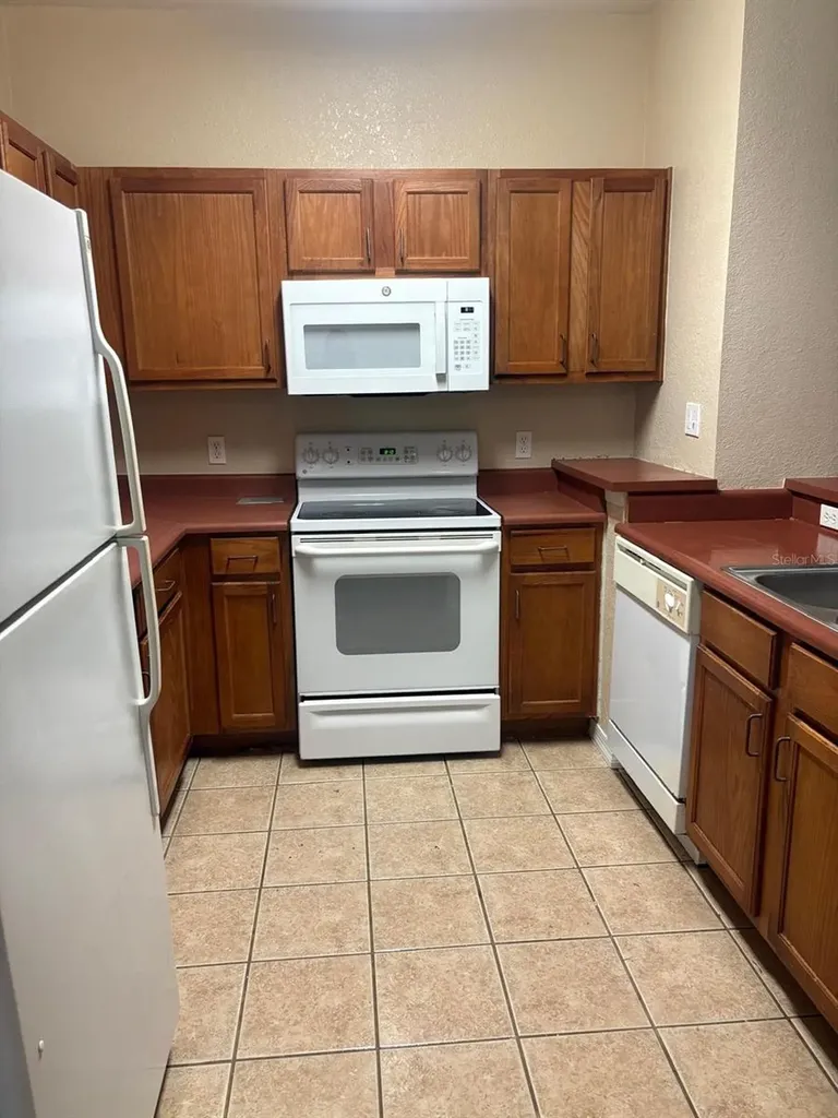 8103 Lillies Way Orlando FL 32825