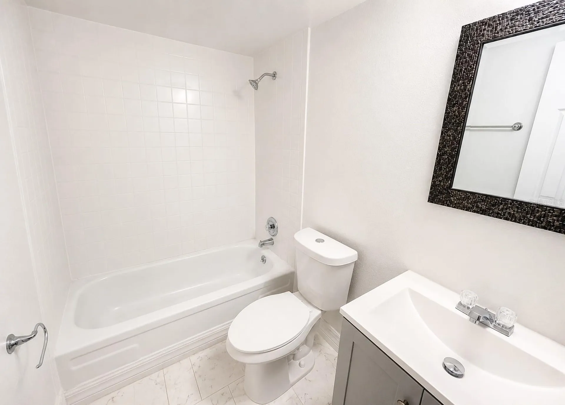 2751 L B Mcleod Road Orlando FL 32805