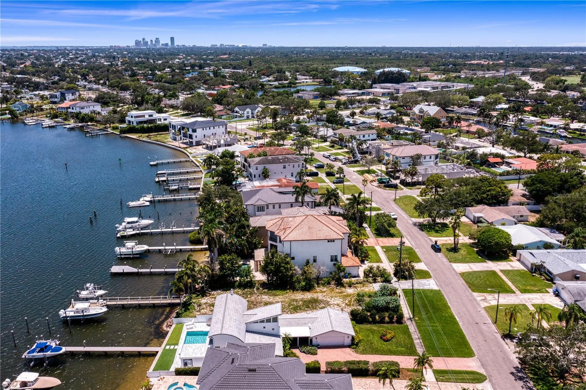 6527 Bayou Grande Blvd NE St Petersburg FL 33702