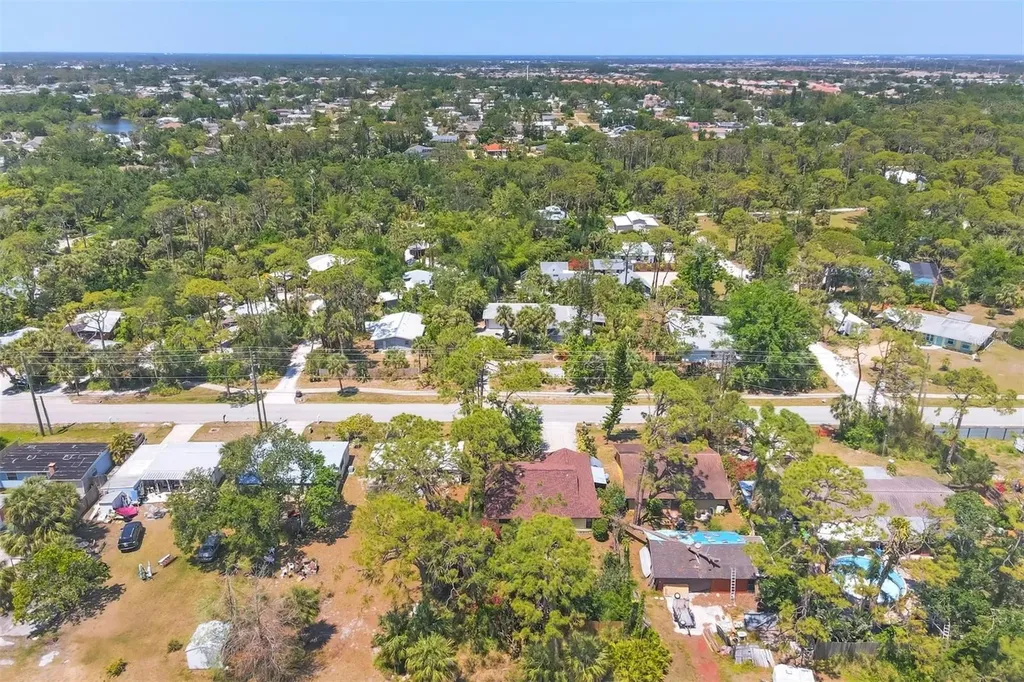 521 Artists Avenue Englewood FL 34223