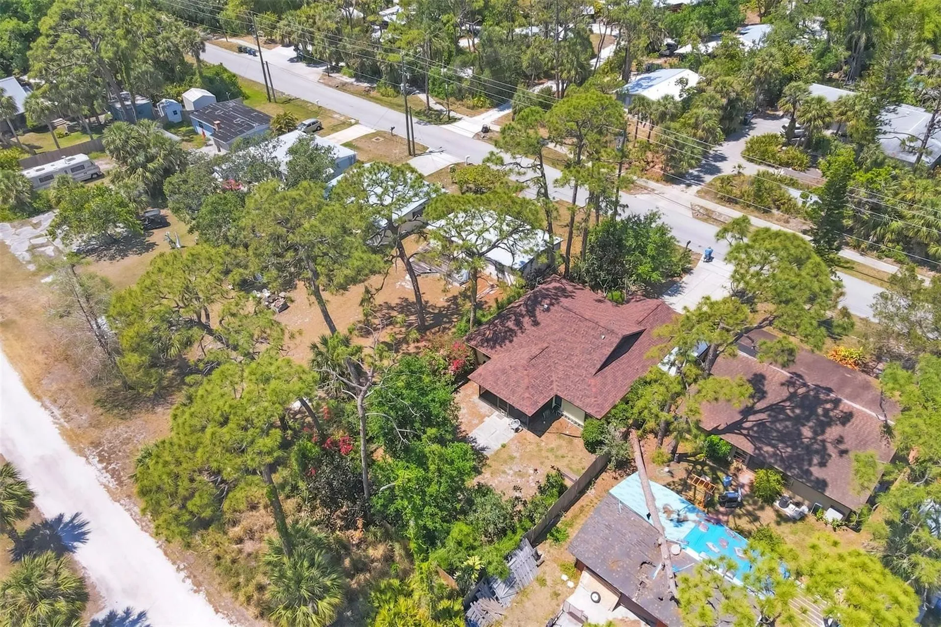 521 Artists Avenue Englewood FL 34223