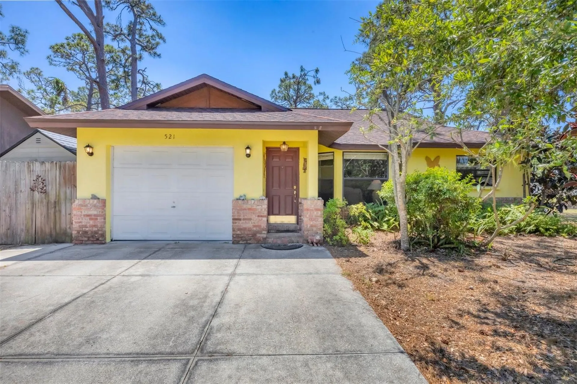 521 Artists Avenue Englewood FL 34223