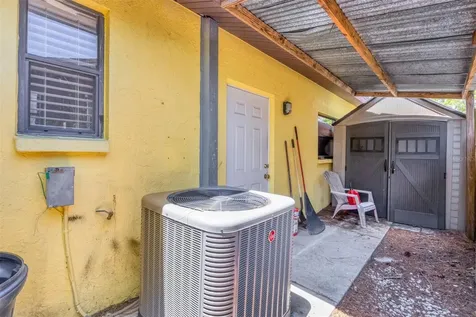 521 Artists Avenue Englewood FL 34223