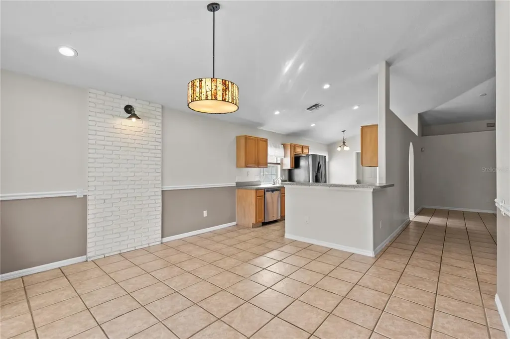 1935 Westpointe Circle Orlando FL 32835
