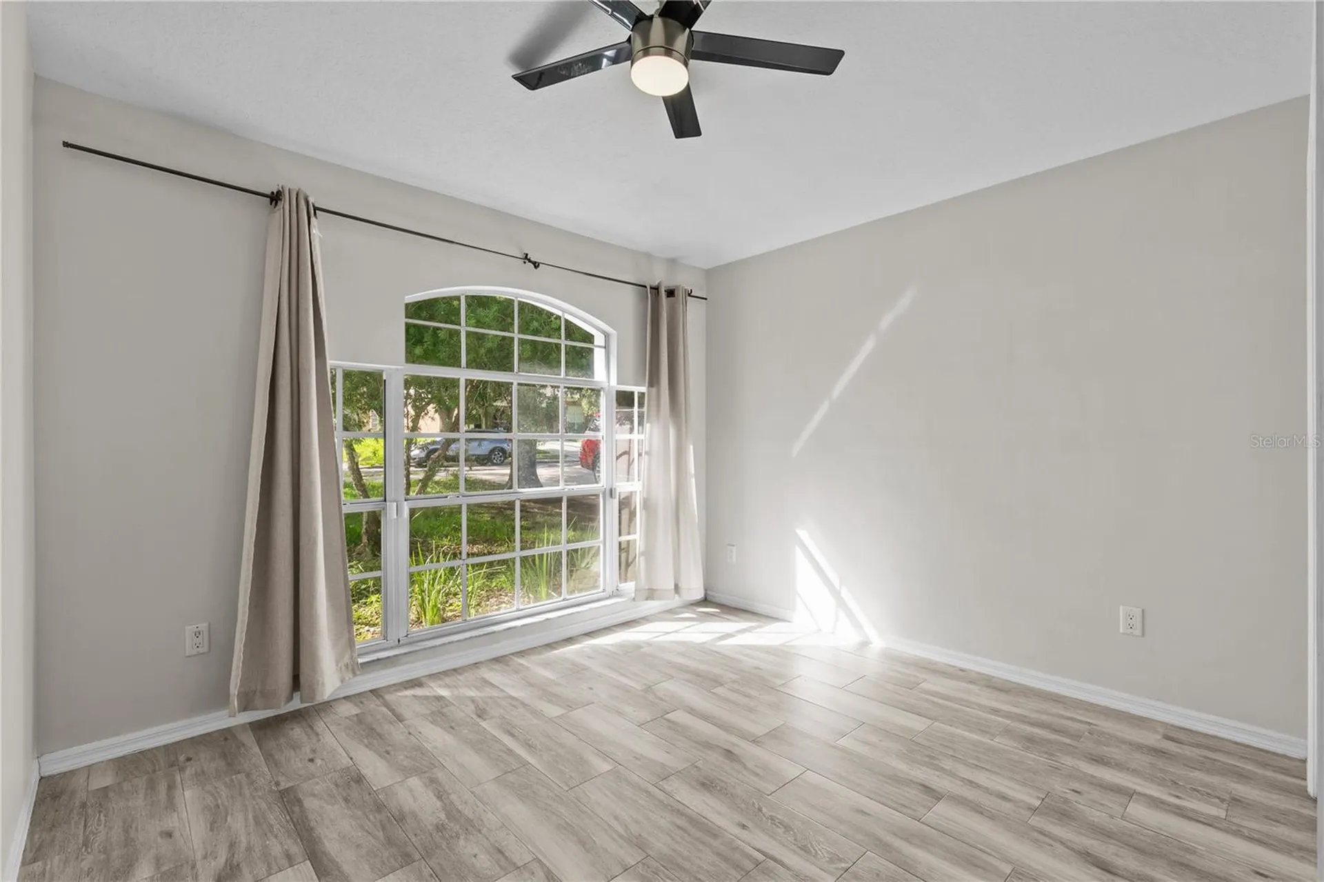1935 Westpointe Circle Orlando FL 32835