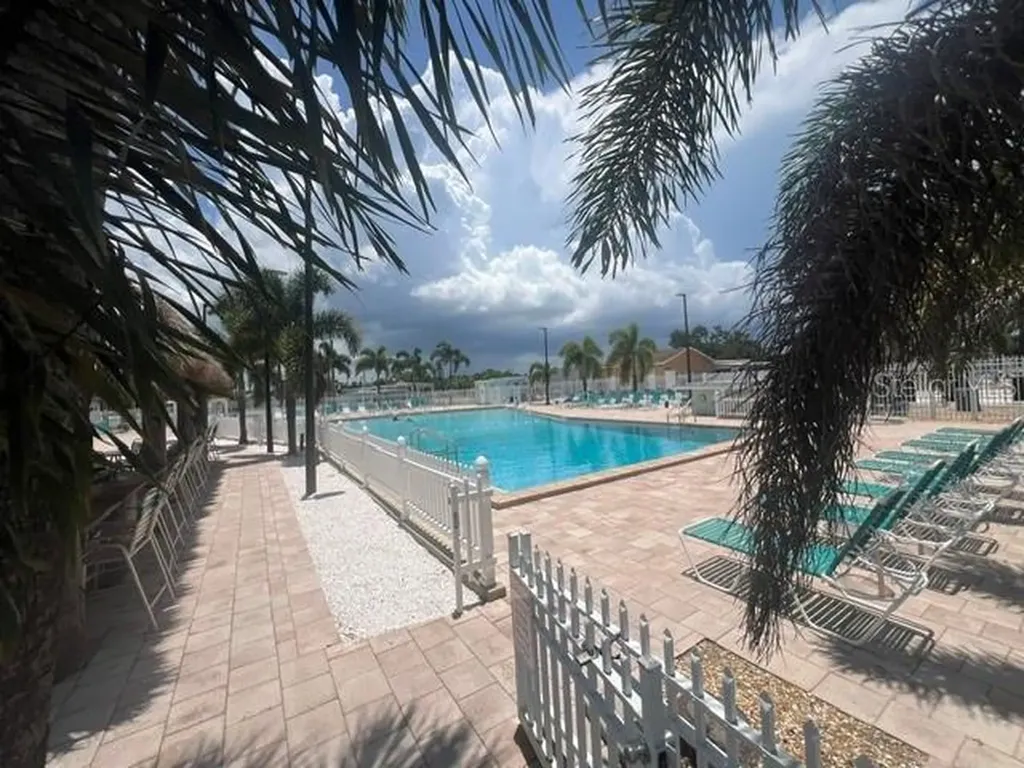4906 Sea Island Avenue Sarasota FL 34234