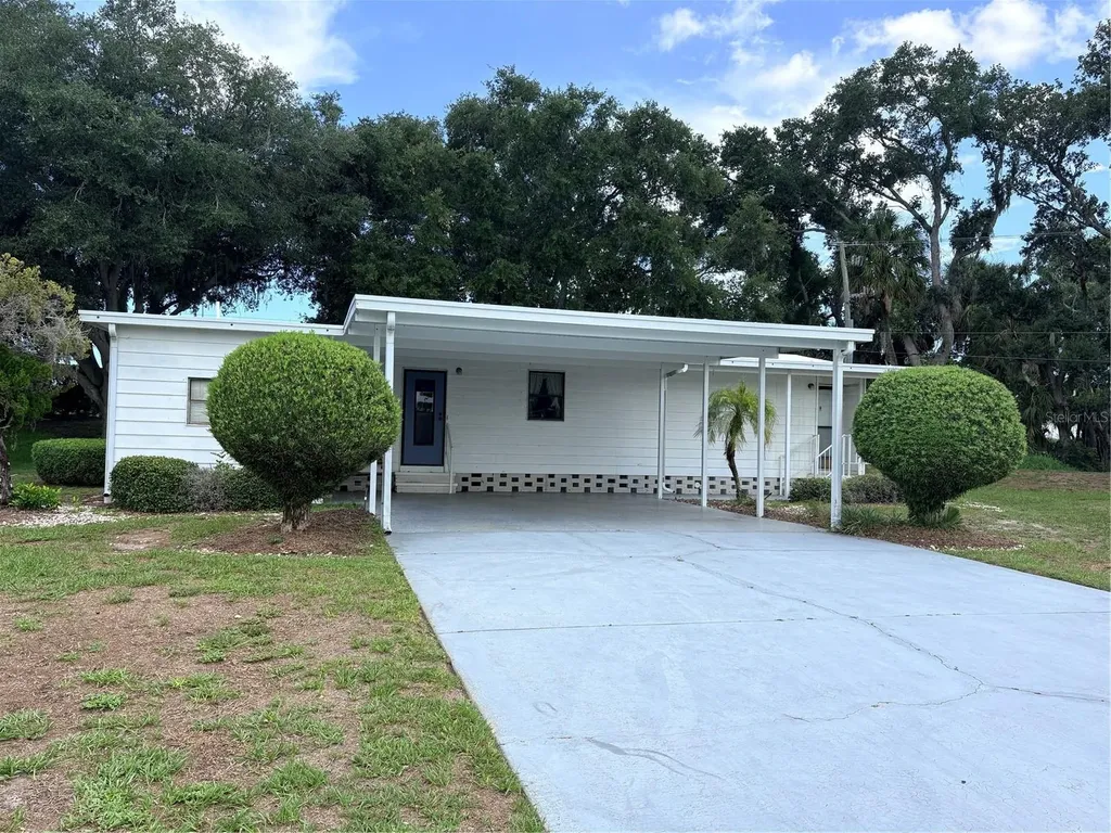 8519 Buckingham Place Palmetto FL 34221