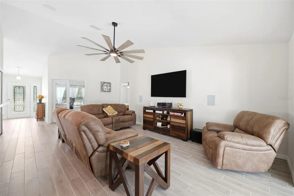 11020 Sage Thrasher Avenue Weeki Wachee FL 34614