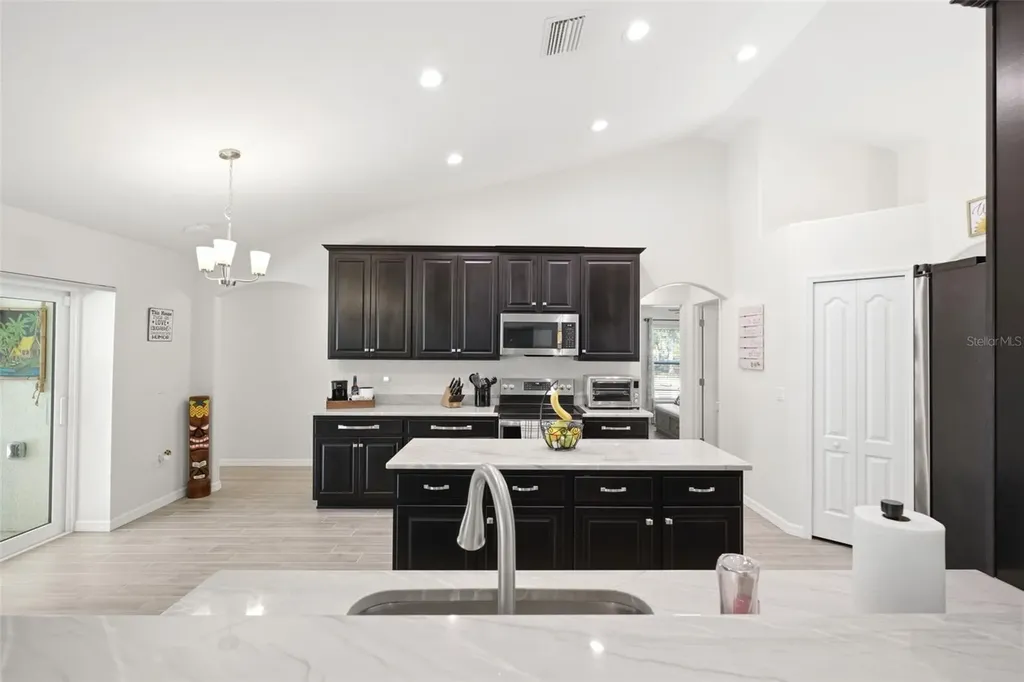 11020 Sage Thrasher Avenue Weeki Wachee FL 34614