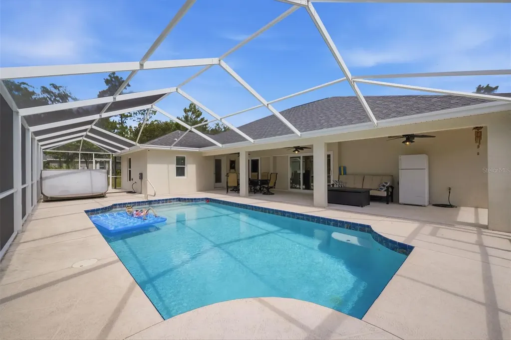 11020 Sage Thrasher Avenue Weeki Wachee FL 34614