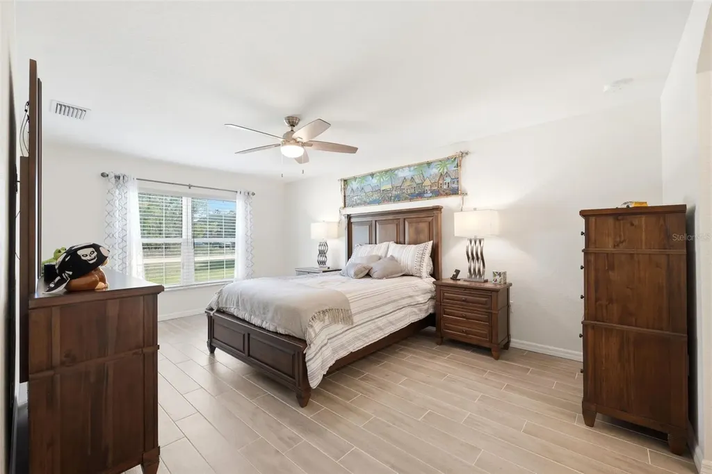 11020 Sage Thrasher Avenue Weeki Wachee FL 34614