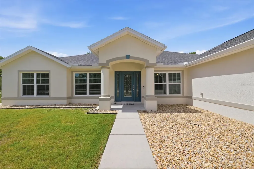 11020 Sage Thrasher Avenue Weeki Wachee FL 34614