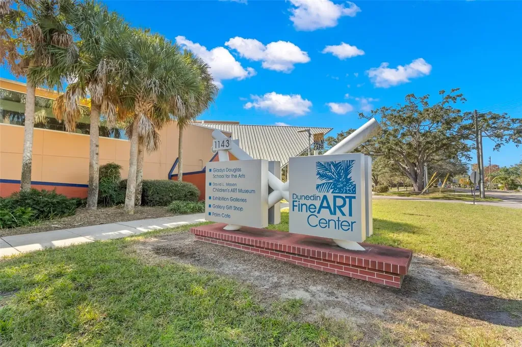 400 Glennes Lane Dunedin FL 34698