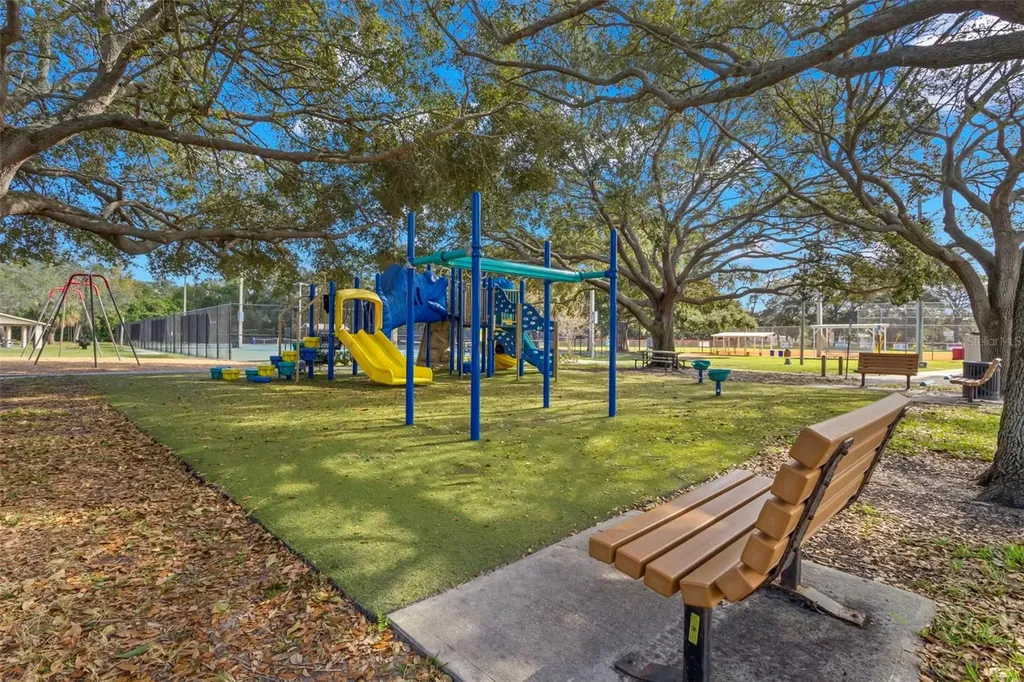 400 Glennes Lane Dunedin FL 34698