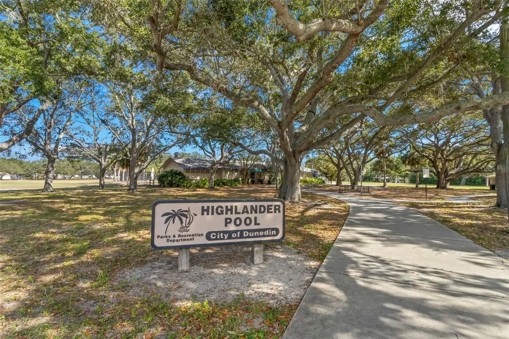 400 Glennes Lane Dunedin FL 34698