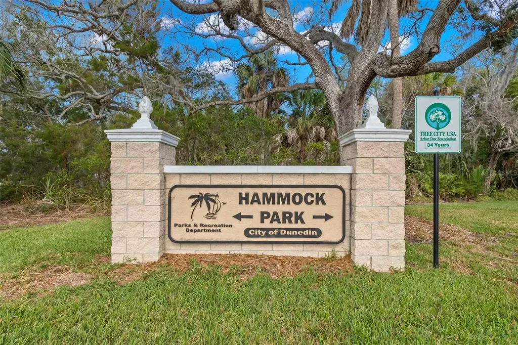 400 Glennes Lane Dunedin FL 34698