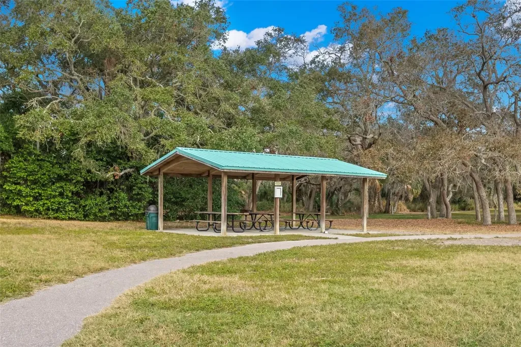 400 Glennes Lane Dunedin FL 34698