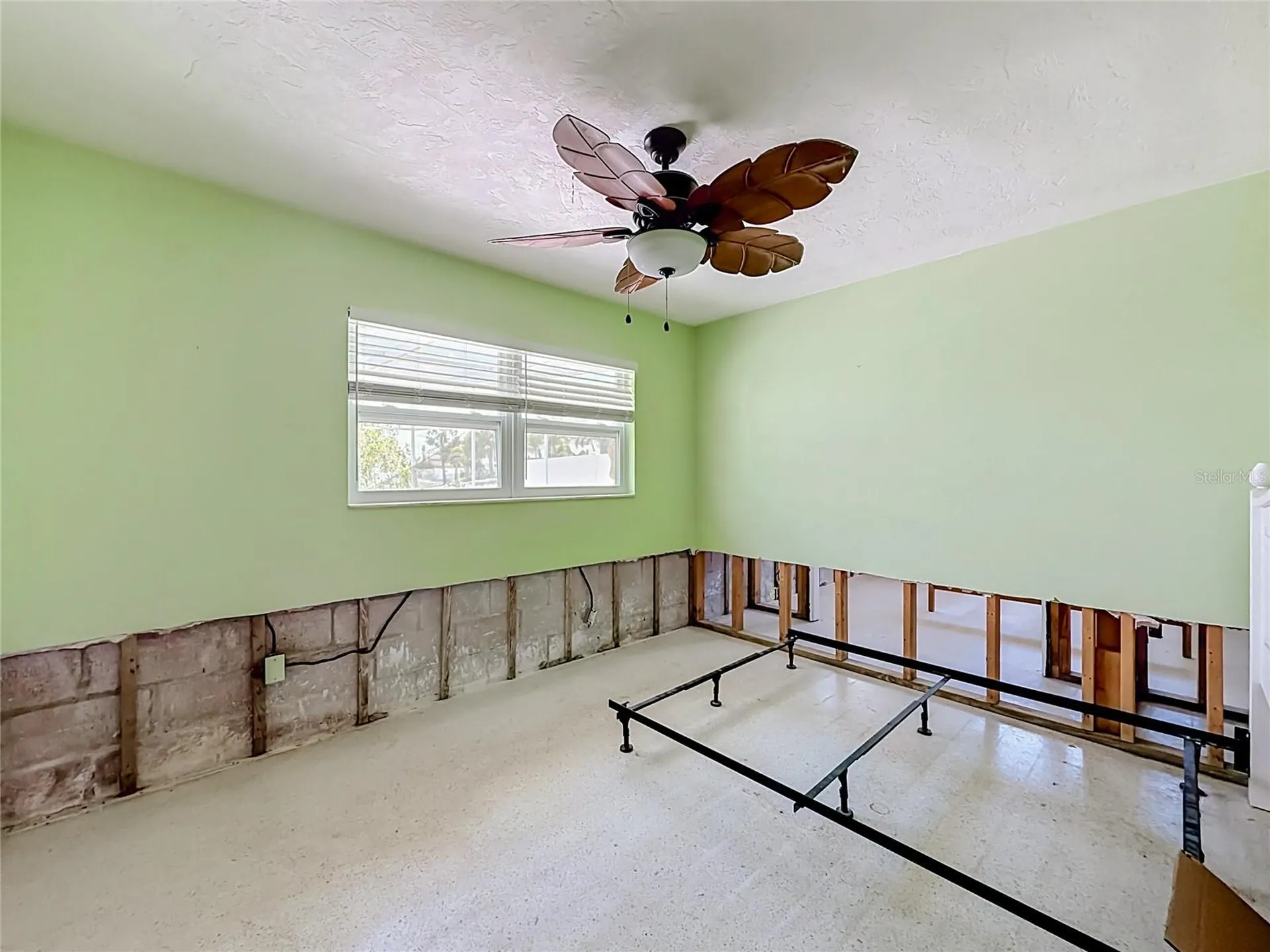 7905 11th Avenue S St Petersburg FL 33707