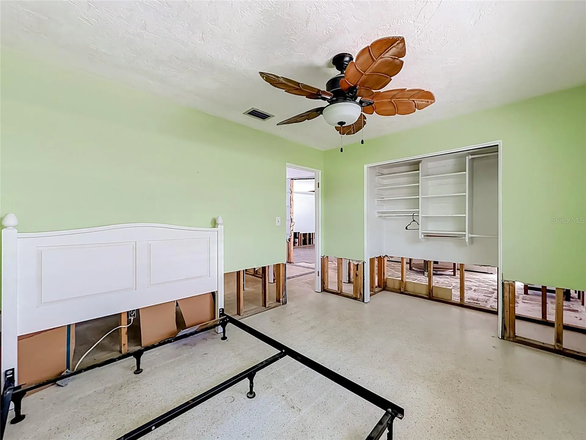 7905 11th Avenue S St Petersburg FL 33707