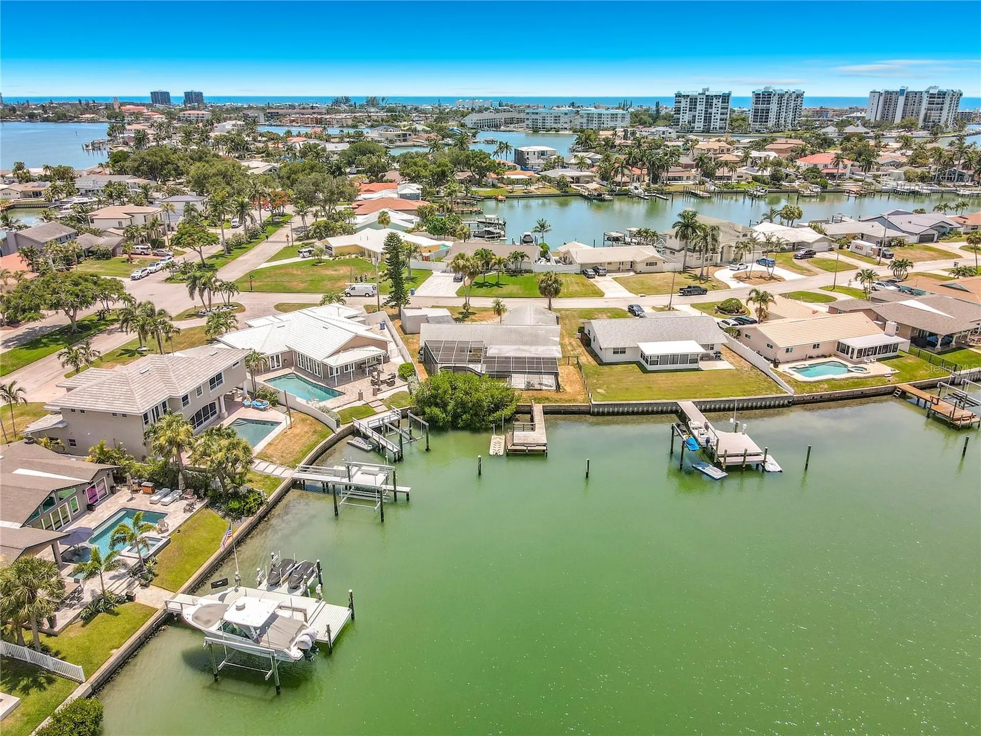 7905 11th Avenue S St Petersburg FL 33707
