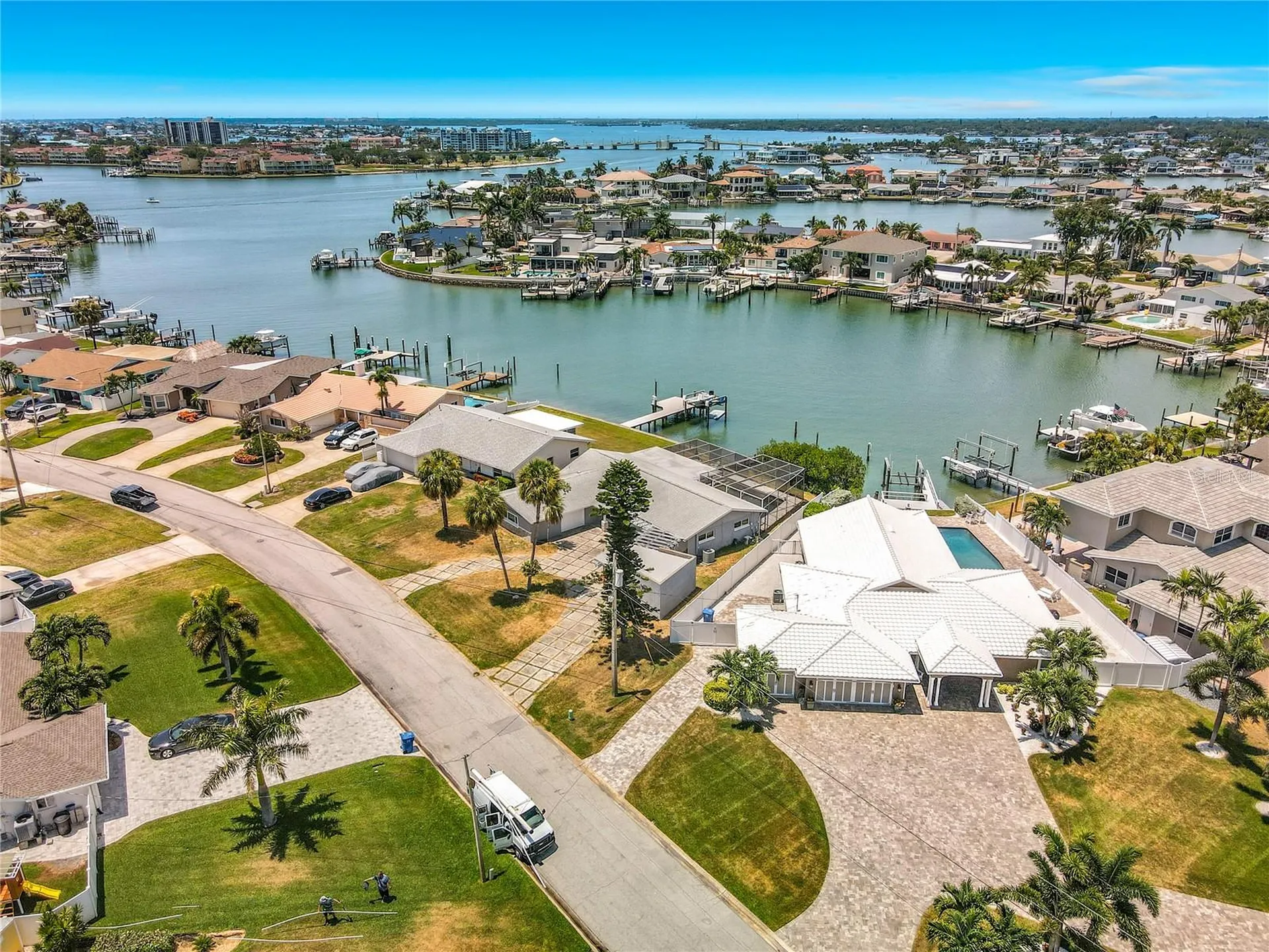 7905 11th Avenue S St Petersburg FL 33707