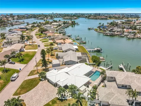 7905 11th Avenue S St Petersburg FL 33707