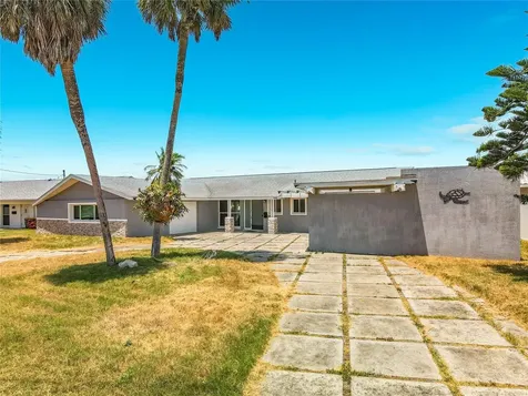 7905 11th Avenue S St Petersburg FL 33707