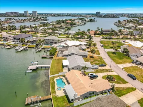 7905 11th Avenue S St Petersburg FL 33707