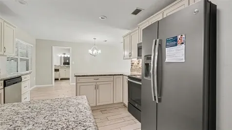 2135 NE 6th Place Ocala FL 34470