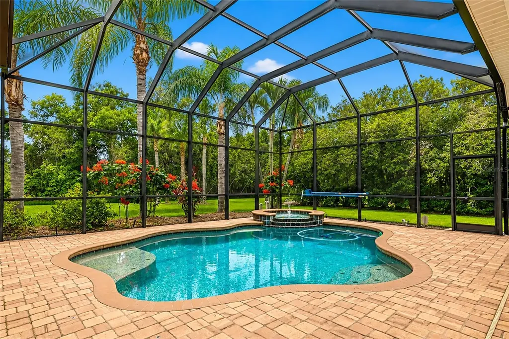 14711 2nd Avenue Circle NE Bradenton FL 34212