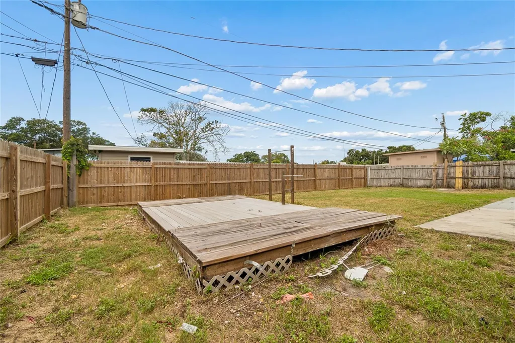 10746 109th Street Seminole FL 33778