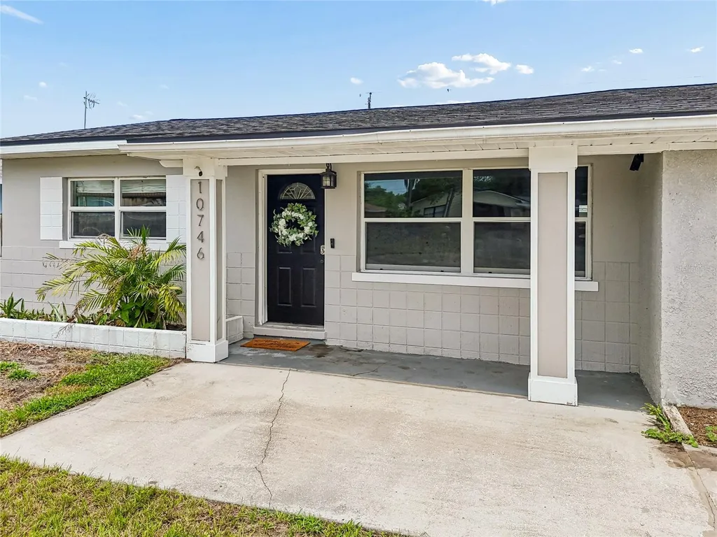10746 109th Street Seminole FL 33778