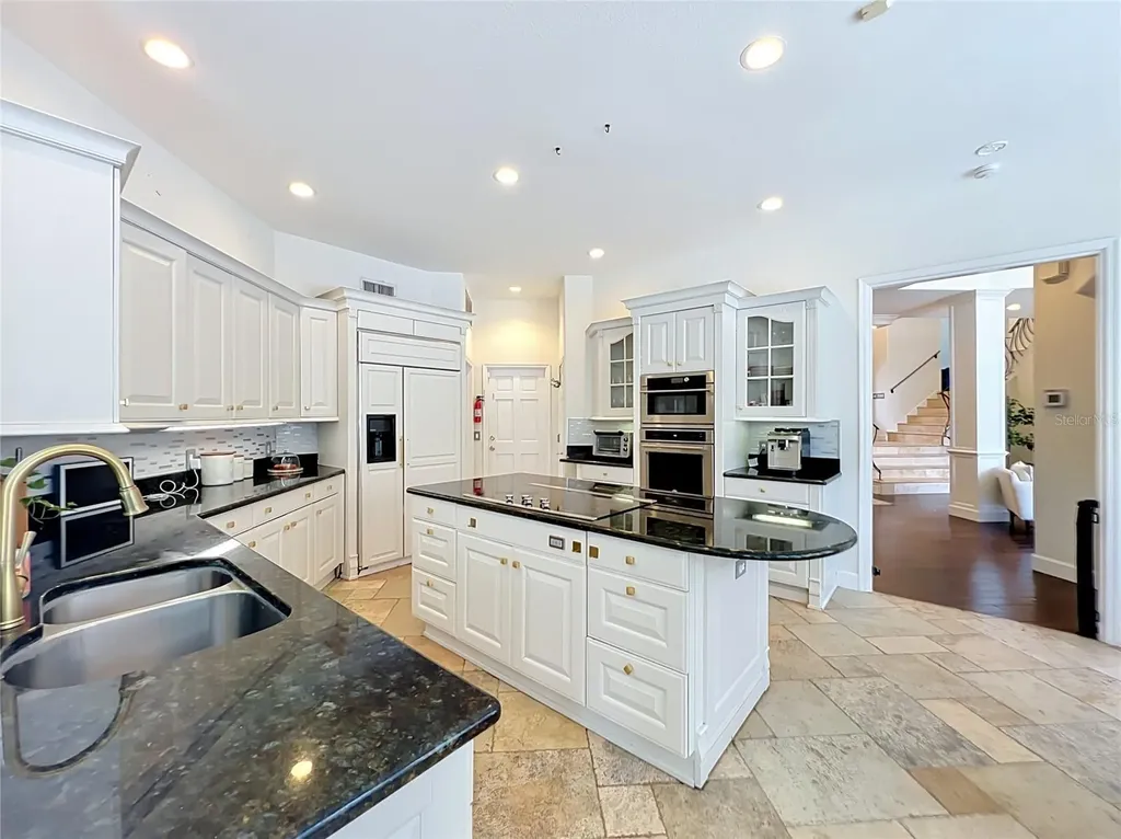 2204 Cairns Court Orlando FL 32835