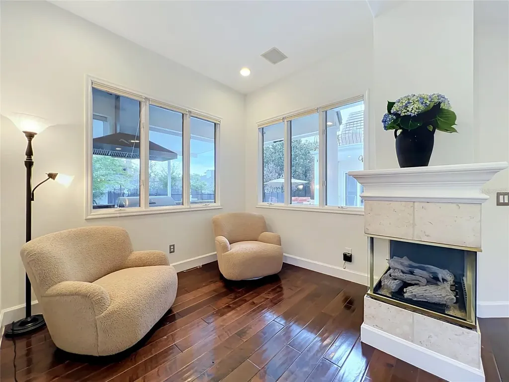 2204 Cairns Court Orlando FL 32835