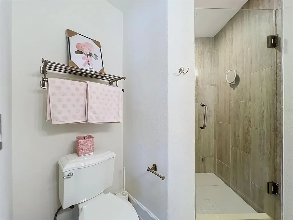 2204 Cairns Court Orlando FL 32835