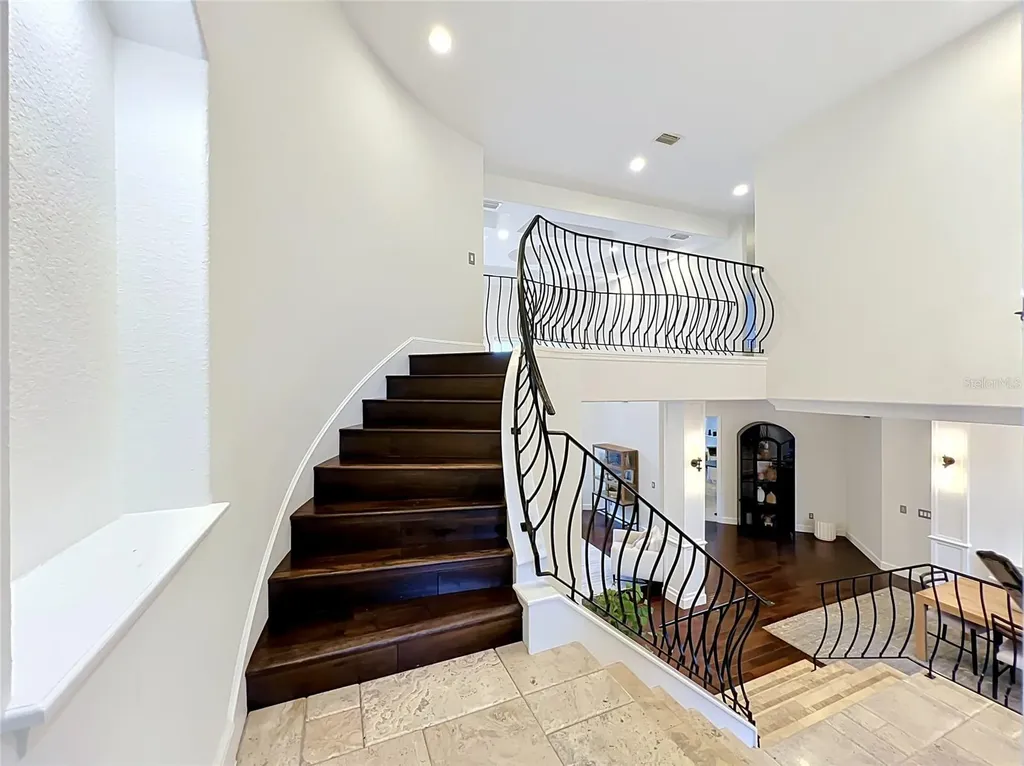 2204 Cairns Court Orlando FL 32835
