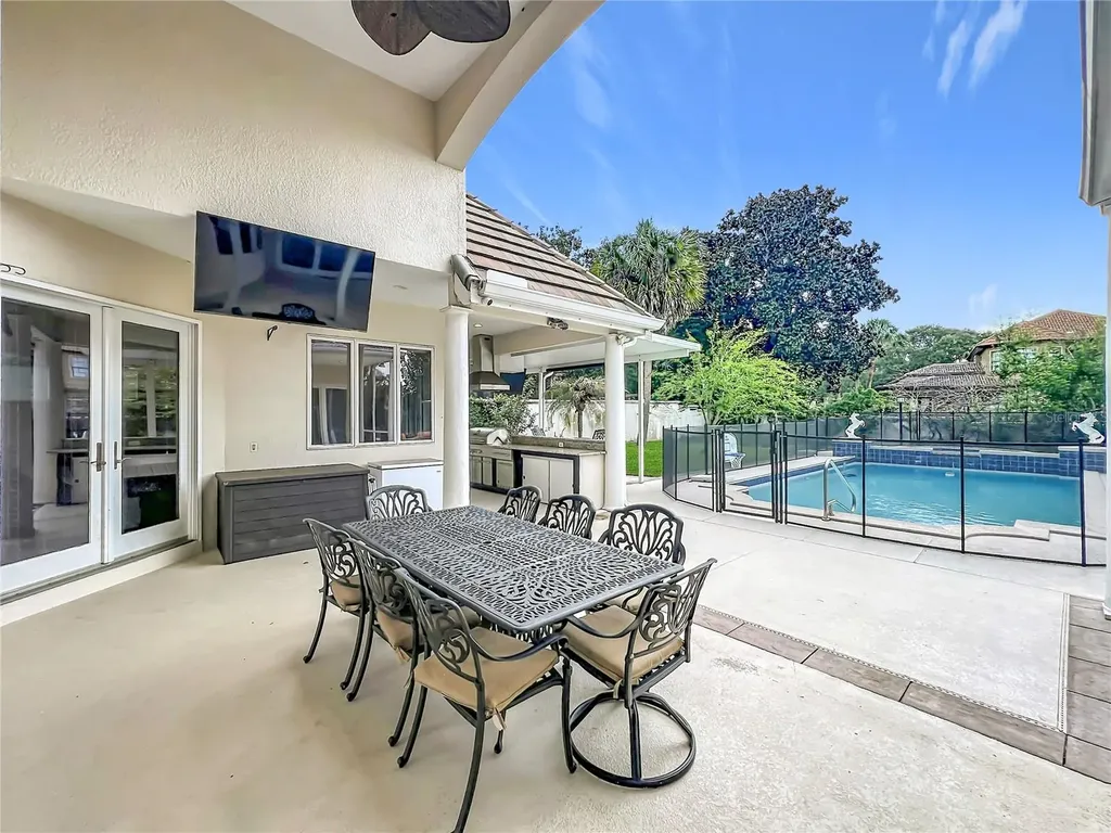 2204 Cairns Court Orlando FL 32835