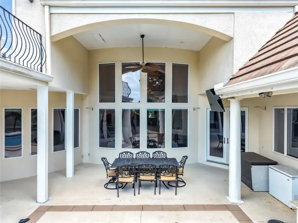 2204 Cairns Court Orlando FL 32835