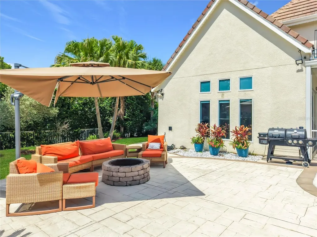 2204 Cairns Court Orlando FL 32835