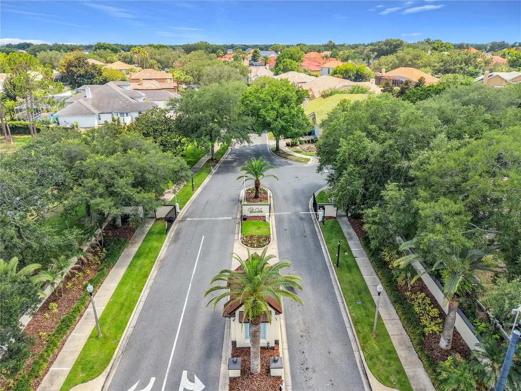 2204 Cairns Court Orlando FL 32835