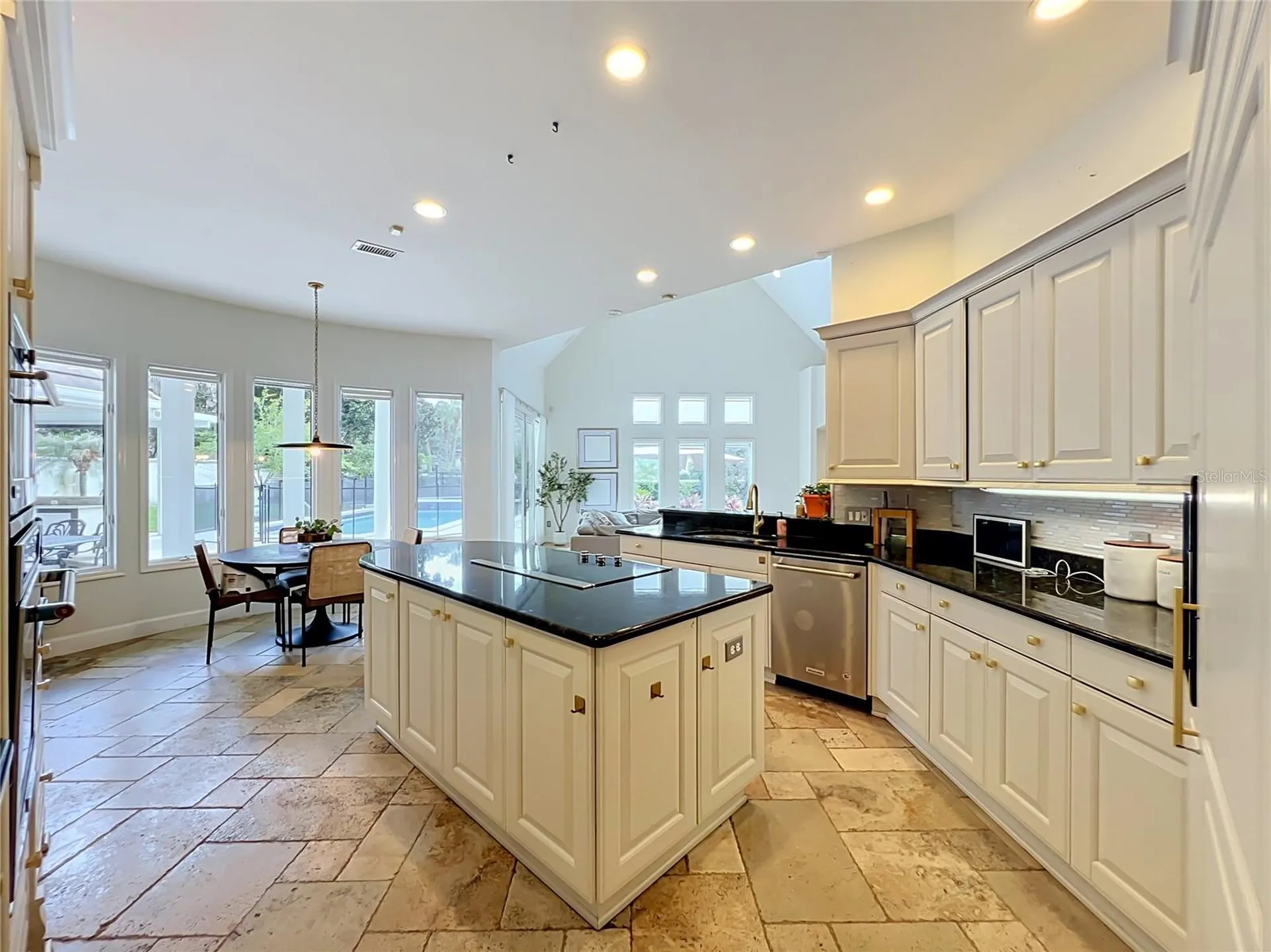 2204 Cairns Court Orlando FL 32835